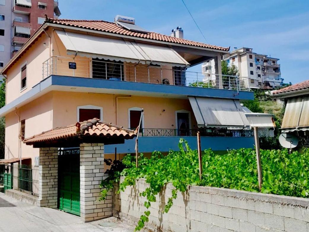 George 1 Apartment Gjirokaster Exterior photo