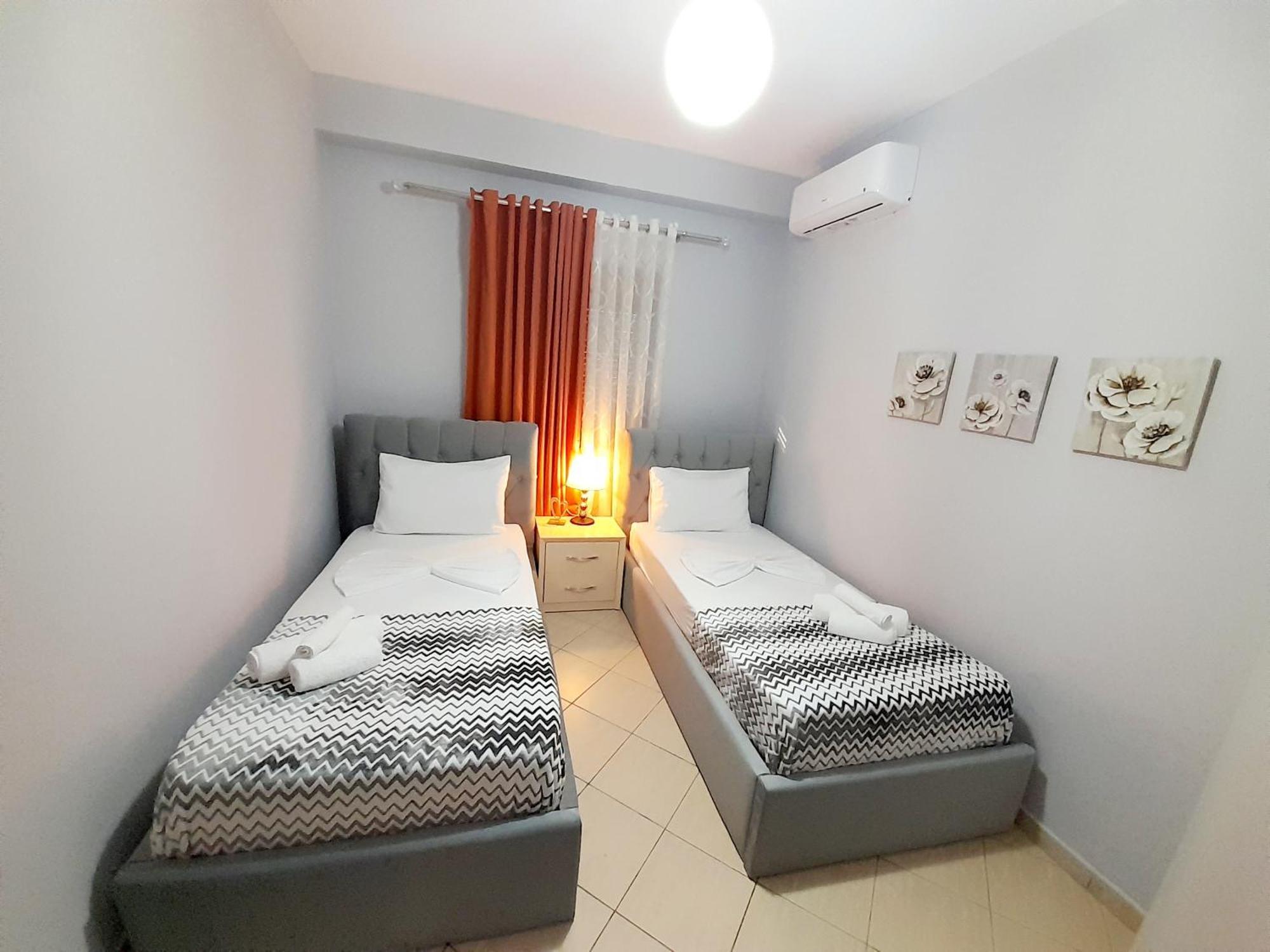 George 1 Apartment Gjirokaster Exterior photo